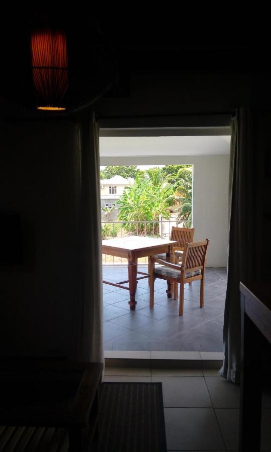 Le Colonial Cocoon Apartement 2 La Gaulette Luaran gambar